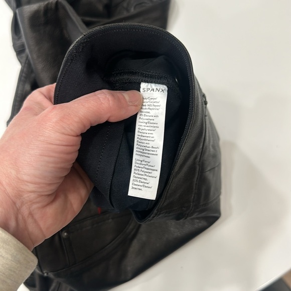 NWOT Spanx Leather Like Skinny Ankle Pant Medium Item# 8M - Picture 9 of 11